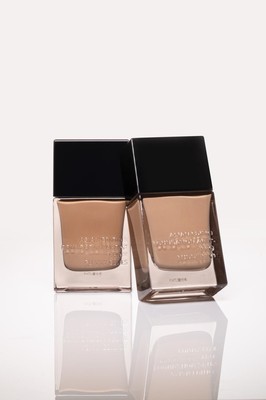 方里柔雾持妆粉底液 以技术革新铸就品牌护城河